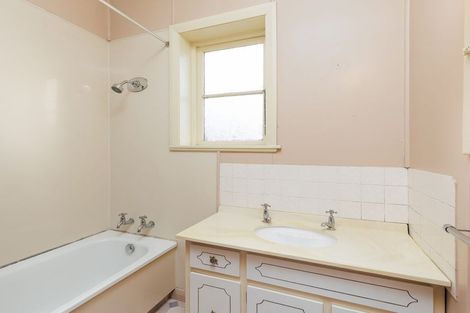 Photo of property in 4 Dash Street, Waimate, 7924