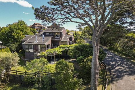 Photo of property in 199 West Harbour Drive, West Harbour, Auckland, 0618