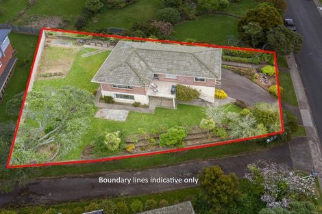 Photo of property in 3 Castleton Drive, Howick, Auckland, 2014