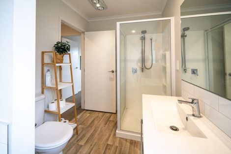 Photo of property in 6 Settler Avenue, Omokoroa, 3114