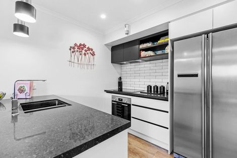 Photo of property in 10 Stevenson Drive, Papamoa, 3118