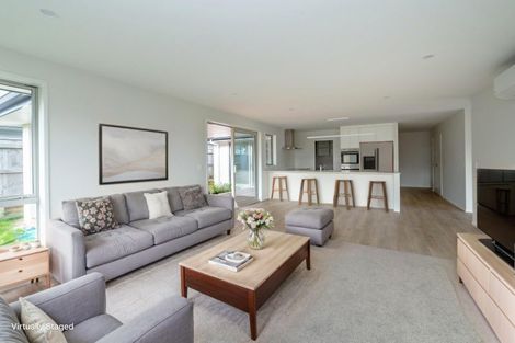 Photo of property in 18 Farley Avenue, Greytown, 5712