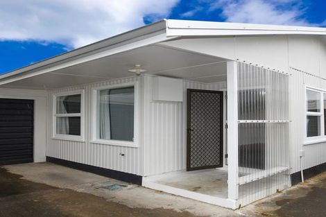 Photo of property in 4/707 Avenue Road East, Parkvale, Hastings, 4122