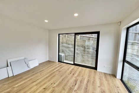 Photo of property in 7e Serrata Place, Browns Bay, Auckland, 0630