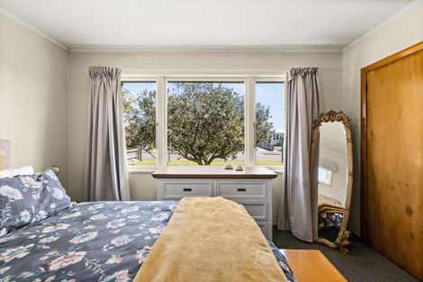 Photo of property in 16 Hitchings Avenue, Onekawa, Napier, 4110