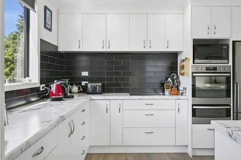 Photo of property in 24 Tawa Street, Hilltop, Taupo, 3330