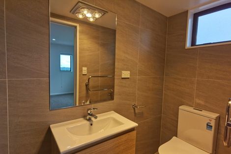 Photo of property in 9a Crestview Rise, Papakura, 2110