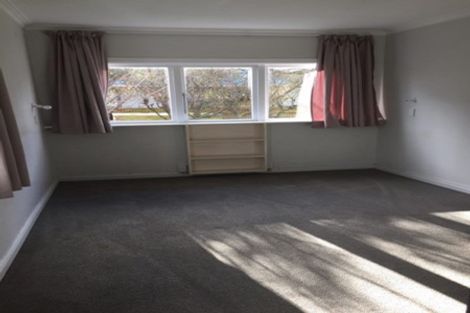 Photo of property in 33 Rewa Street, Takaro, Palmerston North, 4412