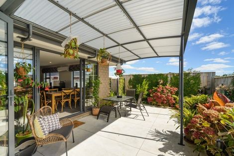 Photo of property in 43a Abraham Crescent, Milson, Palmerston North, 4414