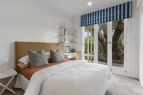 Photo of property in 34 Edgars Road, Westmere, Auckland, 1022