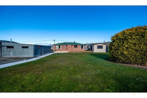 Photo of property in 11 Rugby Street, Waimate, 7924