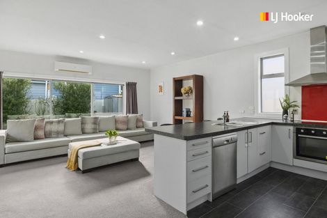 Photo of property in 77 Albert Street, Saint Clair, Dunedin, 9012