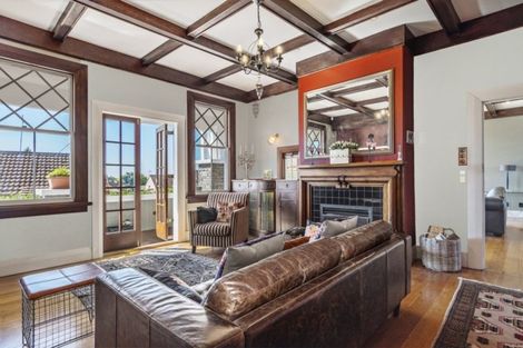 Photo of property in 366d Devonport Road, Tauranga South, Tauranga, 3112