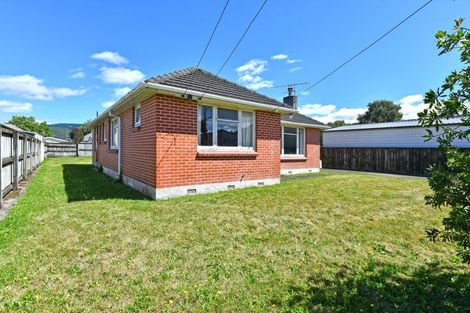 Photo of property in 4 Kelly Grove, Elderslea, Upper Hutt, 5018