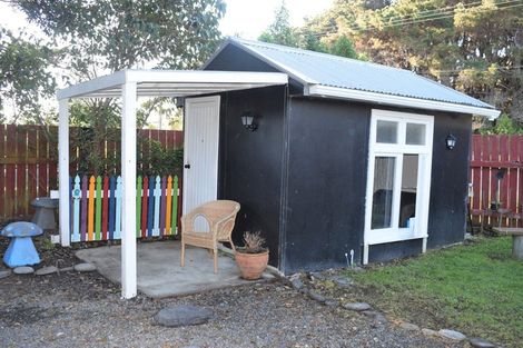 Photo of property in 2 The Avenue, Otaki Beach, Otaki, 5512