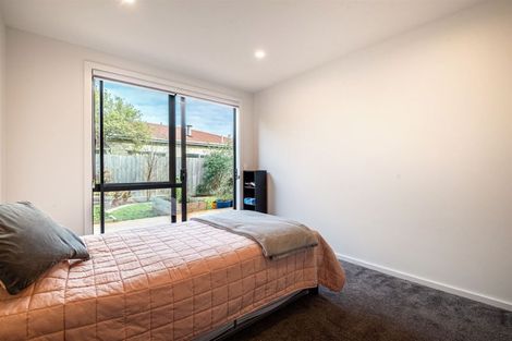 Photo of property in 14b Corrella Road, Belmont, Auckland, 0622