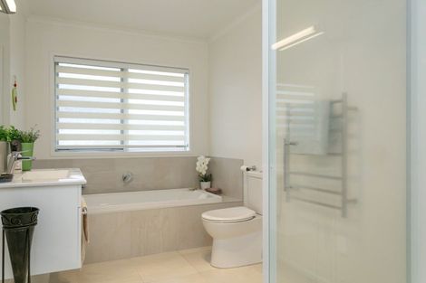 Photo of property in 12 Ngahana Place, Turangi, 3334