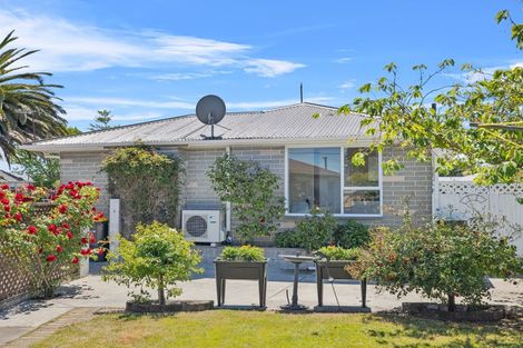 Photo of property in 4 Helmsdale Street, Burwood, Christchurch, 8083