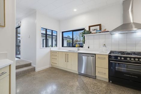 Photo of property in 15 Carter Drive, Pomare, Rotorua, 3015