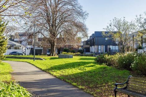Photo of property in 4/327 Cambridge Terrace, Christchurch Central, Christchurch, 8013