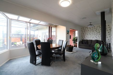 Photo of property in 19 Lake Road, Longbush, Invercargill, 9871