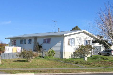 Photo of property in 11 Crawshaw Drive, Nawton, Hamilton, 3200