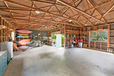 Photo of property in 39 Opahi Bay Road, Mahurangi West, Warkworth, 0983