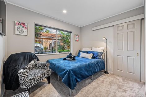 Photo of property in 129b Parrs Cross Road, Glen Eden, Auckland, 0612