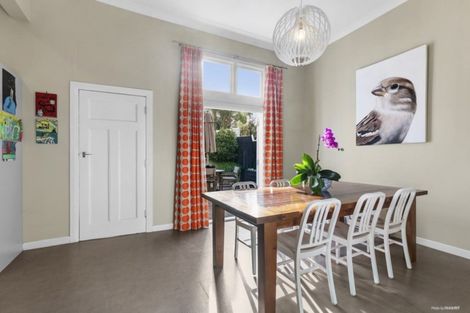 Photo of property in 8 Henry Street, Kilbirnie, Wellington, 6022