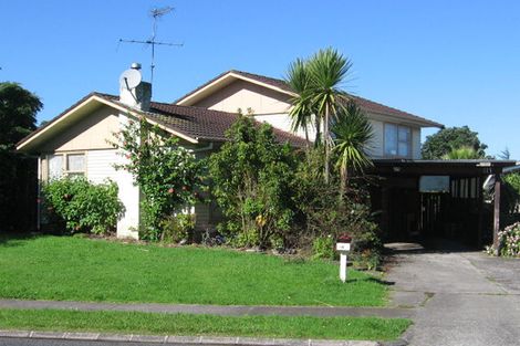Photo of property in 119 Edgewater Drive, Pakuranga, Auckland, 2010