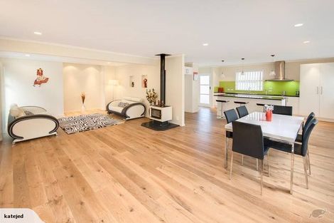 Photo of property in 75 Mountbatten Avenue, Hillcrest, Auckland, 0627