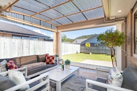 Photo of property in 10 Sunstone Crescent, Brown Owl, Upper Hutt, 5018