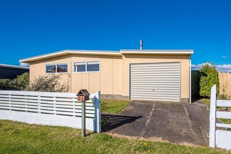 Photo of property in 36 Gawler Street, Te Horo Beach, Otaki, 5581