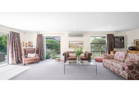 Photo of property in 4 The Oval, Hillmorton, Christchurch, 8024