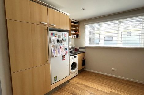 Photo of property in 8 Mckenzie Terrace, Carterton, 5713