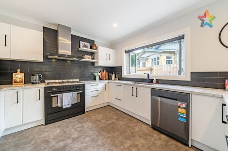 Photo of property in 28d Stockdale Street, Wainuiomata, Lower Hutt, 5014