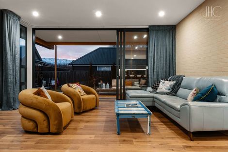 Photo of property in 7 Alpha Street, Cromwell, 9310