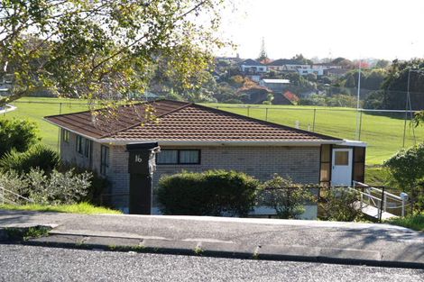 Photo of property in 2/16 Litten Road, Cockle Bay, Auckland, 2014
