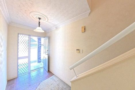 Photo of property in 1 Dresdan Court, Hokowhitu, Palmerston North, 4410