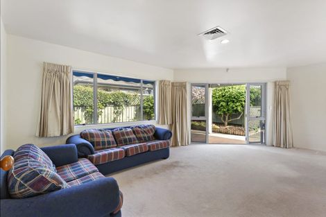Photo of property in 33 Mains Avenue, Kensington, Whangarei, 0112