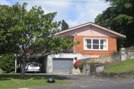 Photo of property in 90 Coronation Road, Morrinsville, 3300