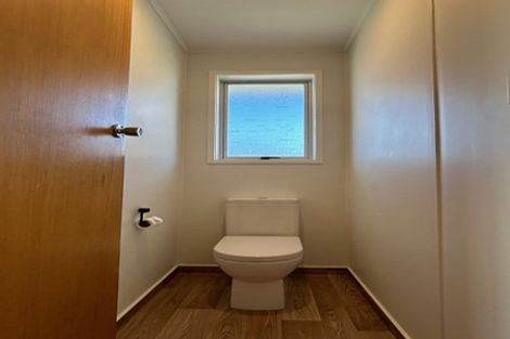 Photo of property in 2 Karaka Street, Inglewood, 4330