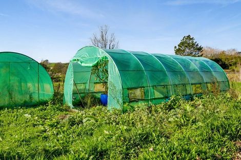 Photo of property in 1284 Mountain Road, Inglewood, 4389