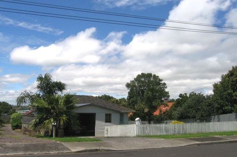 Photo of property in 2 Upham Road, Panmure, Auckland, 1072