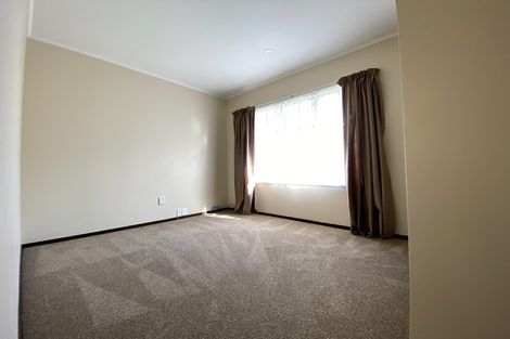 Photo of property in 1/150a Prince Regent Drive, Half Moon Bay, Auckland, 2012