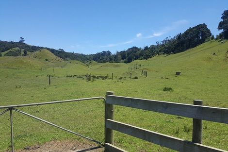 Photo of property in 34 Cemetery Road, Pollok, 2684