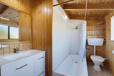 Photo of property in 223 Parkhurst Road, Parakai, 0830