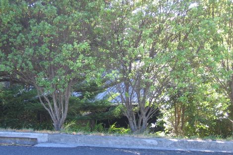 Photo of property in 102 Castor Bay Road, Castor Bay, Auckland, 0620