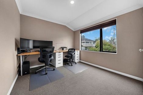 Photo of property in 11 Gordal Place, Flat Bush, Auckland, 2016
