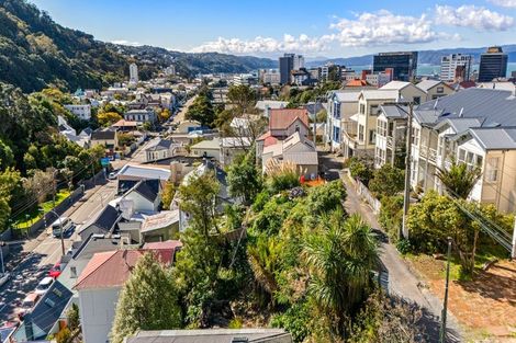 Photo of property in 12 Glenbervie Terrace, Thorndon, Wellington, 6011